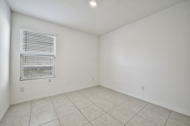 336 Dry Cyn Wy