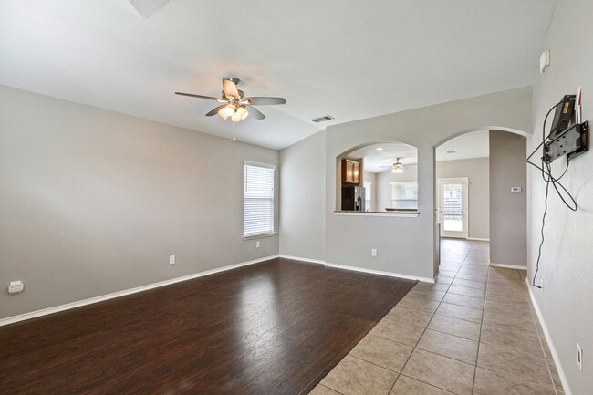 Photo - 6609 Sendero Lane