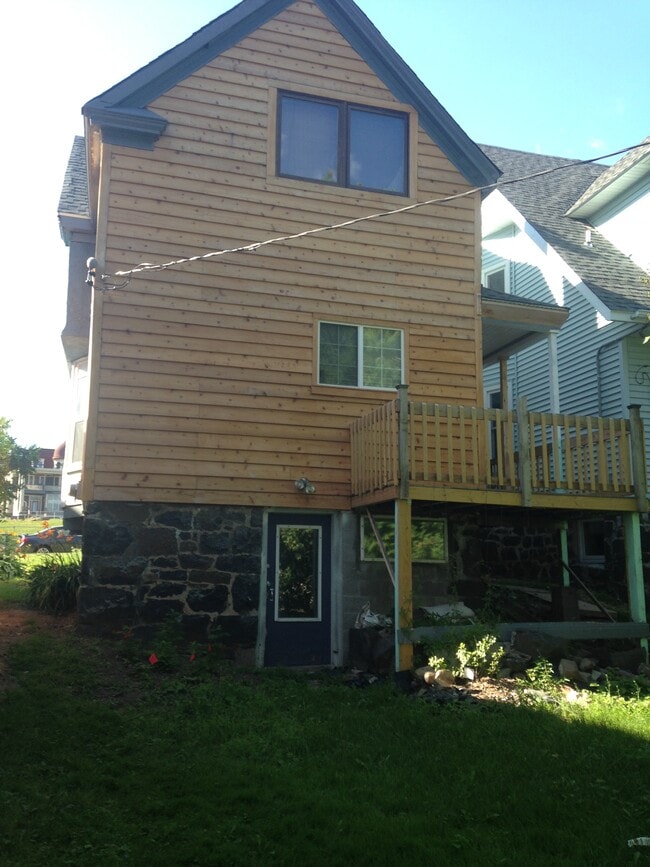 Photo - 1422 Jefferson St Unit 1