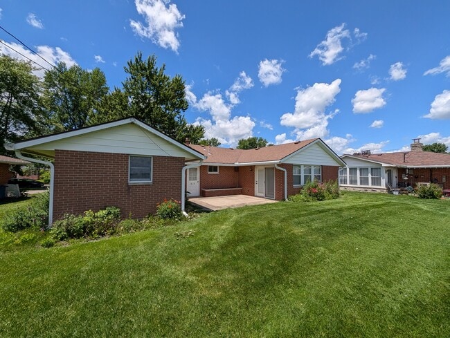 Photo - 302 Kenyon Dr