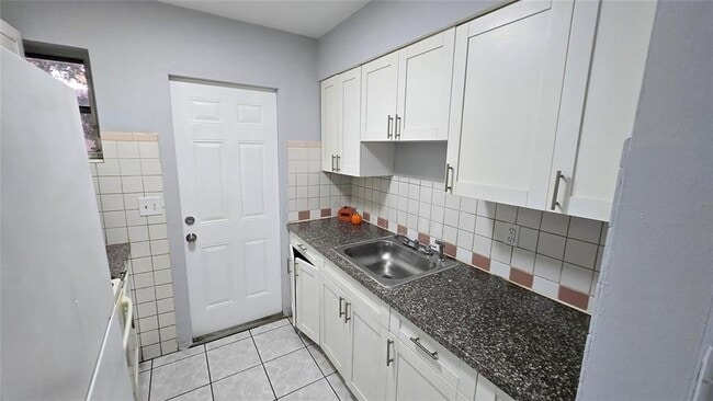 Photo - 1874 NE 161st St Unit 1874