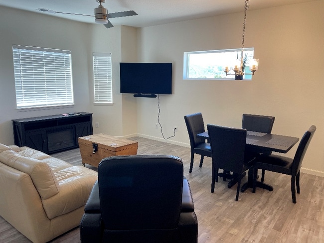 Photo - 2140 Slope Creek Ave