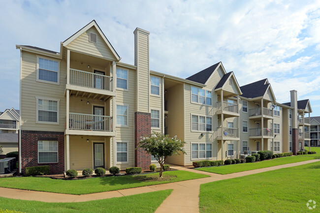 Oakmont Apartment Homes For Rent in Catoosa, OK | ForRent.com