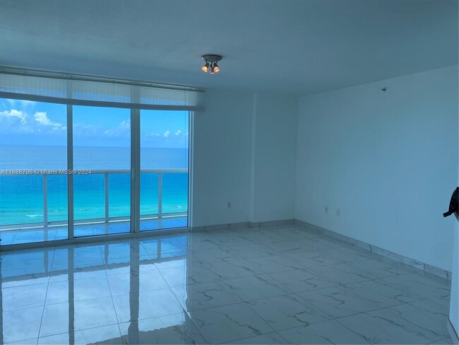 Photo - 9201 Collins Ave Condominio Unidad 1126