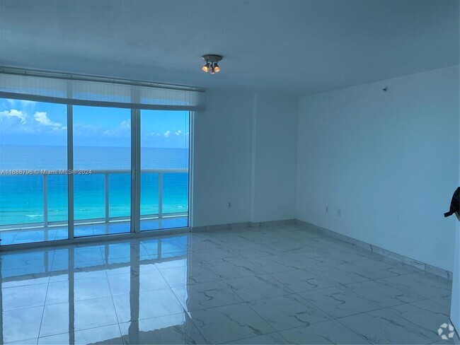 Building Photo - 9201 Collins Ave Unit 1126 Rental