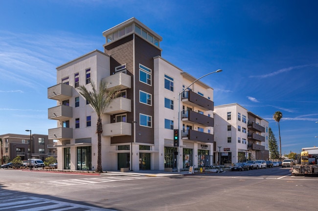 Primary Photo - VEO Communities