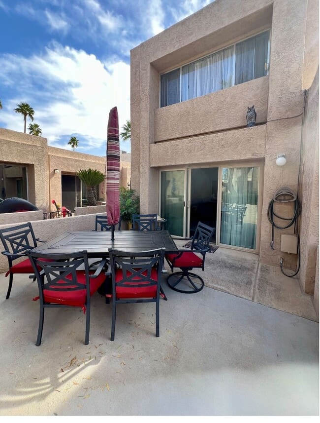 Photo - Furnished short term rental in highly desi...