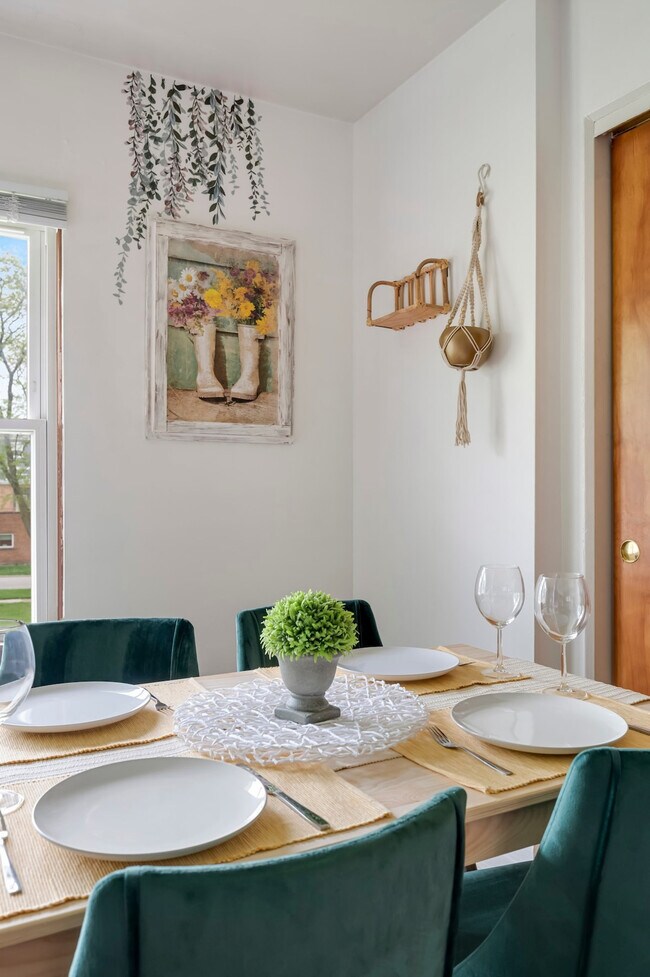 Photo - 26 W Burlington Ave Unidad ID1026690P