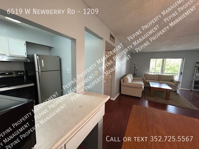 Photo - 6519 W Newberry Rd