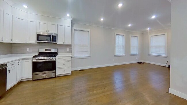 Photo - 79 Linden St Unit 2