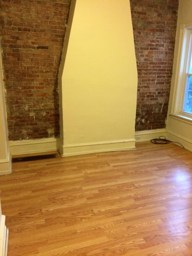 Living room - 3104 Kennett Sq