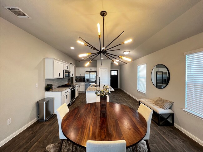 13906 Levy Ln
