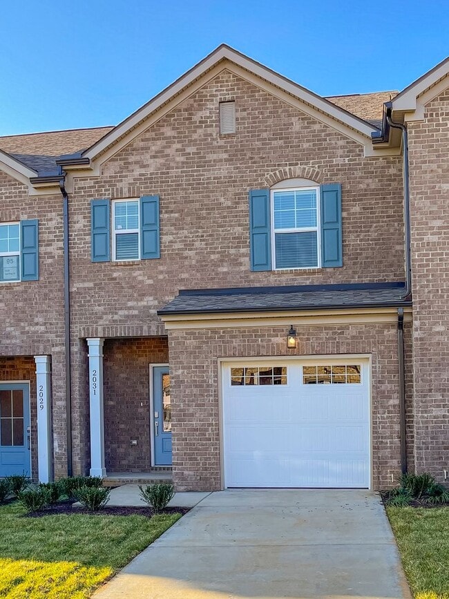 Photo - 2031 Sperling Dr