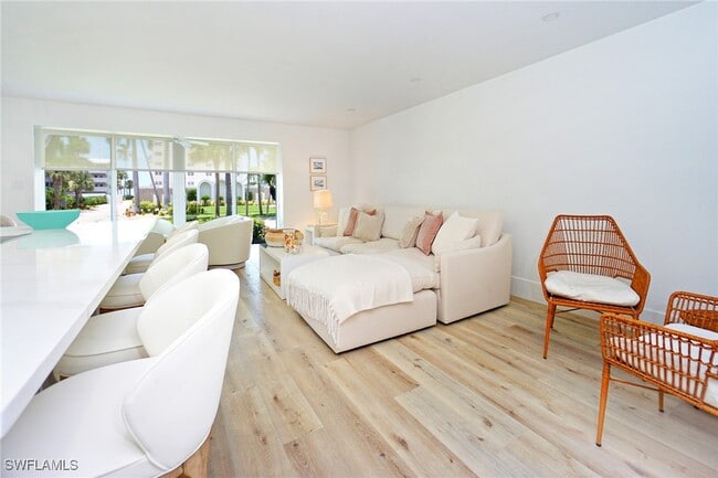 Photo - 1910 Gulf Shore Blvd N Unit 102