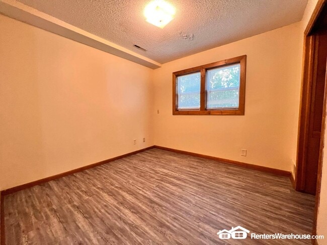 Photo - 303 S Madison St