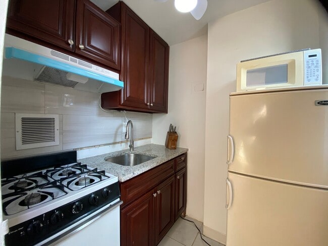 Photo - 1021 Arlington Blvd Unit 715