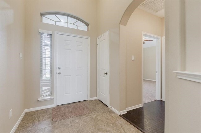 Photo - 1903 Cadbury Castle Dr