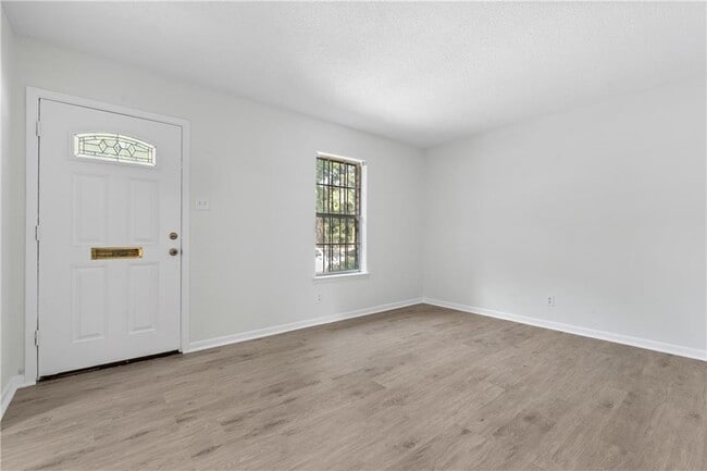 Photo - 4017 Cottage Hill Rd