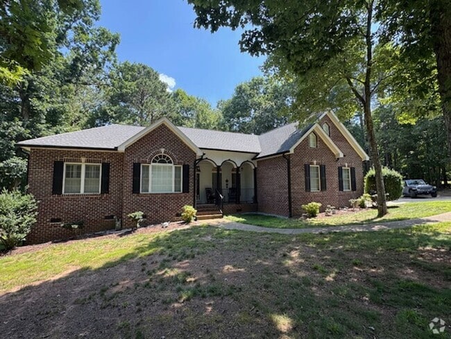 Building Photo - Charming 3-Bedroom Retreat in Wake Forest Rental