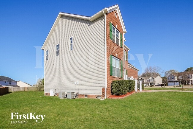 Photo - 1400 Chimney Ridge Dr