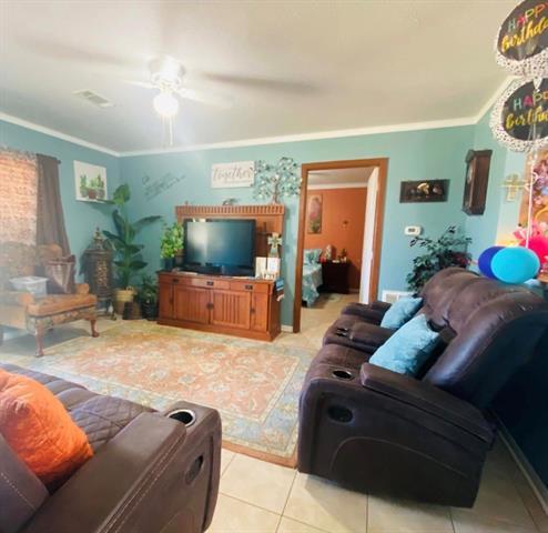Photo - 504 Wilson Rd