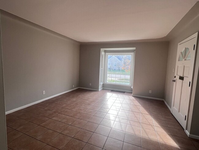 Photo - Adorable 2 Bedroom home with finished basement!