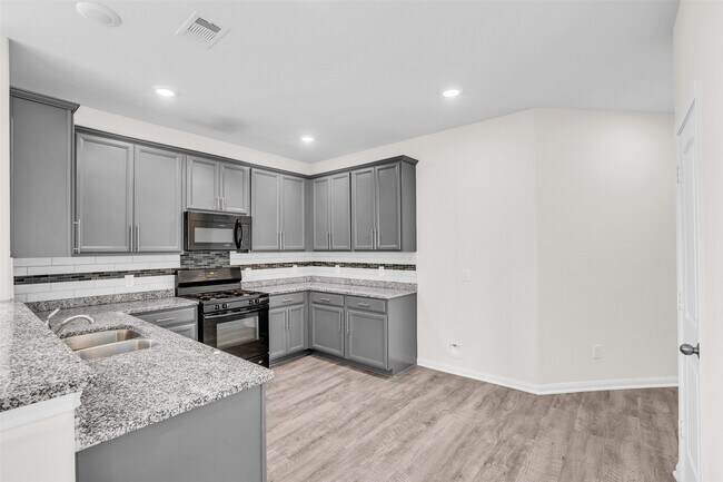 Photo - 14211 Grand Hls Dr