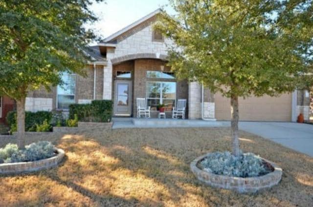 Building Photo - 2411 Stagecoach Bend Rental