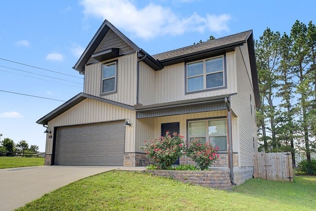 Photo - Awesome home with great location in Rogers