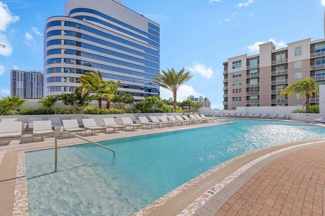 The Registry Las Olas