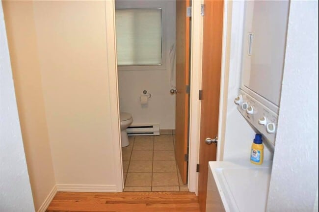 Photo - 1228 Maple Street