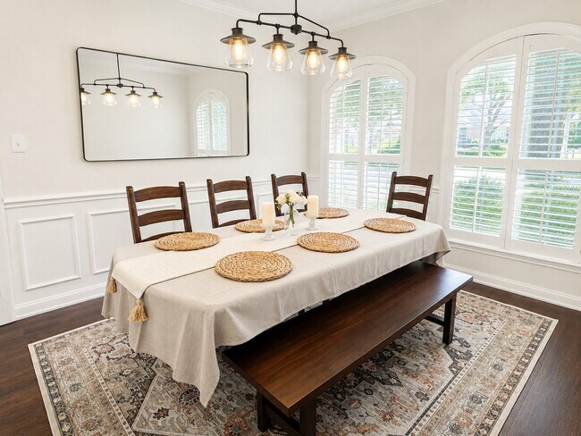 Photo - 2123 Shadow Park Dr