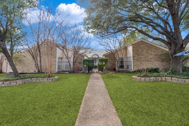 Building Photo - Delightful 3 Bed, 2 Bath Home with Resort-Style Amenities in Country Place Plano – Move-In Ready ...