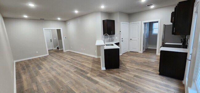 Kitchen/living - 10613 Brothers Ln