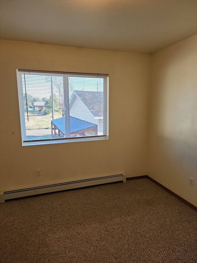 Photo - 2 N 7th Ave E Unit C