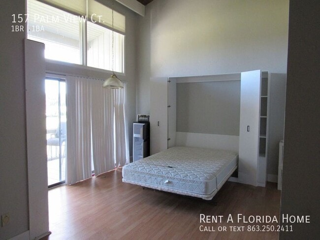 Photo - 157 Palm View Ct