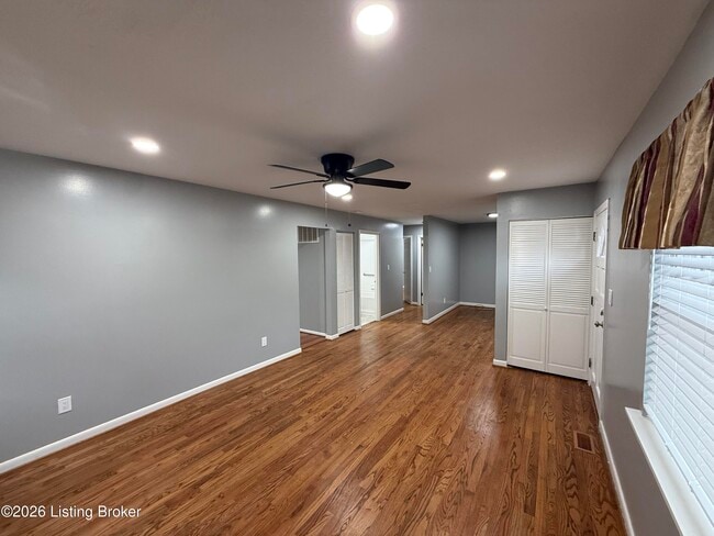 Photo - 3706 Glenlea Way