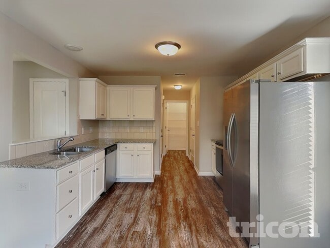 Photo - 147 Cattail Ln