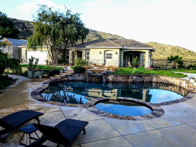 ¡Tranquilo y hermoso! - 2898 Wildwind Dr Casa