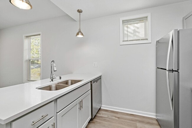 Photo - 2109 Aldrich Ave S Unit A