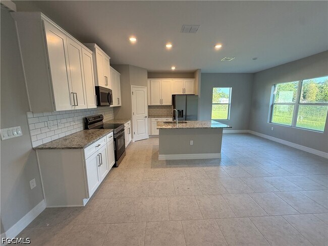 Photo - 2714 47th St W