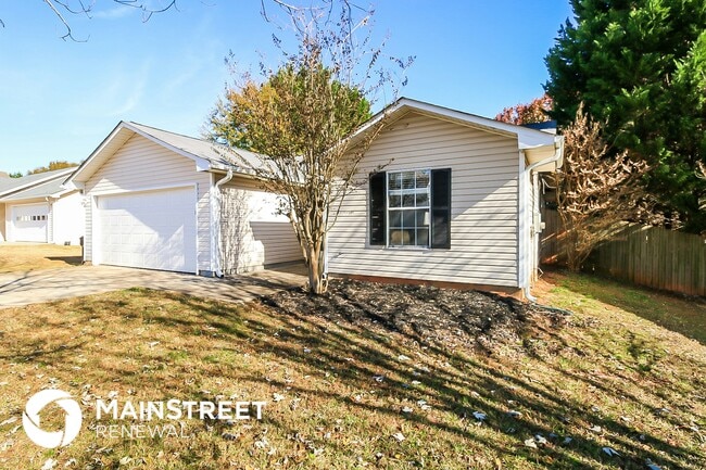 Photo - 2070 Tudor Dr