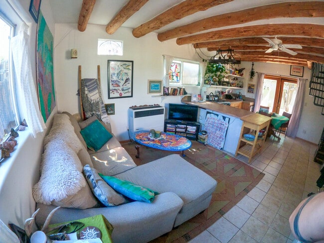 2410 Camino Capitan