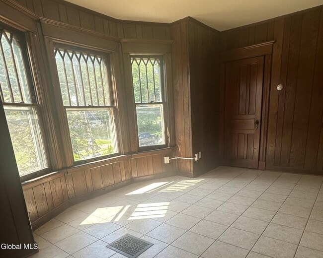 Photo - 1617 Campbell Ave
