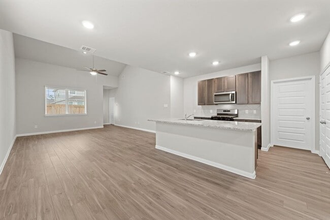 Photo - 13820 Goldeye Dr