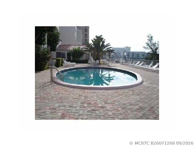 Photo - 2840 NE 14th Street Causeway