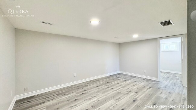 Photo - 746 Phillip Murray Av