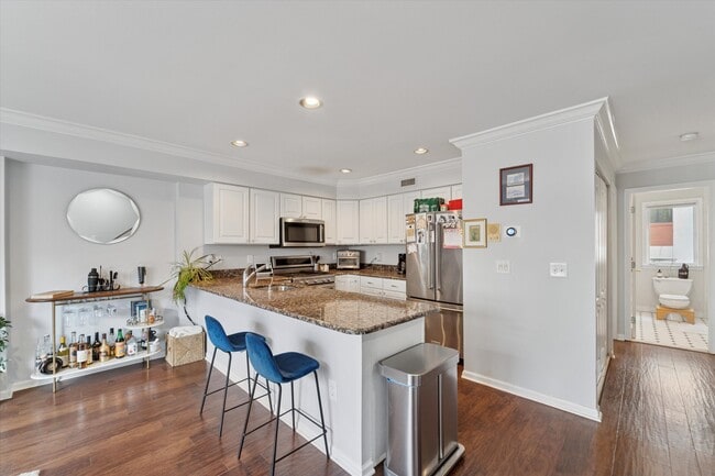 Photo - 212 S 24th St Unit 2416B