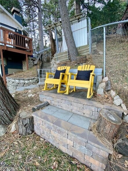 Photo - 23870 Lakeview Dr