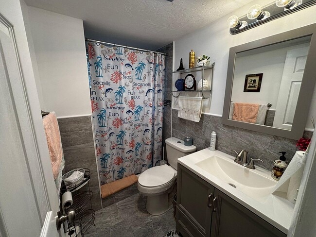 Photo - 701 Lori Dr Unit 204